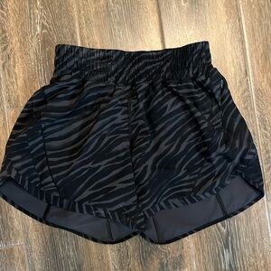 Animal print Lulu track that shorts